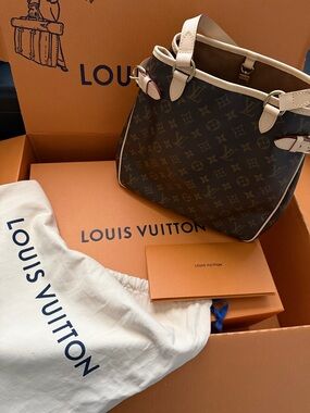 Louis Vuitton Monogram Canvas Tote with Vachetta Leather Trim